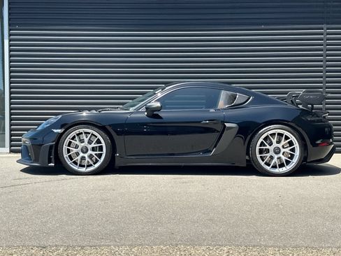 Used 2023 Porsche 718 Cayman GT4 RS RWD image 2
