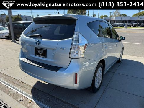 Used 2012 Toyota Prius V Three image 7
