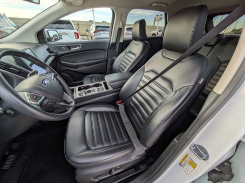 Used 2024 Ford Edge SEL image 16
