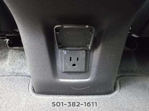 Used 2024 GMC Terrain SLT AWD/4WD image 14