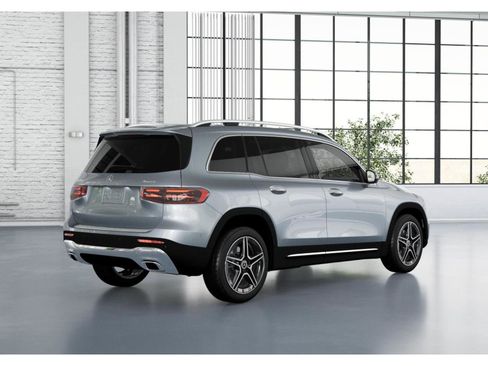 New 2026 Mercedes-Benz GLB 250 4MATIC image 21