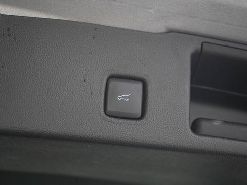 Used 2023 Ford Escape ST-Line Elite w/ Premium Technology Package AWD/4WD image 11