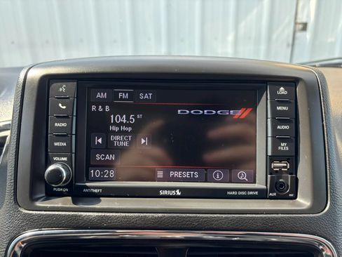 Used 2018 Dodge Grand Caravan SE w/ UConnect Hands-Free Group FWD image 26