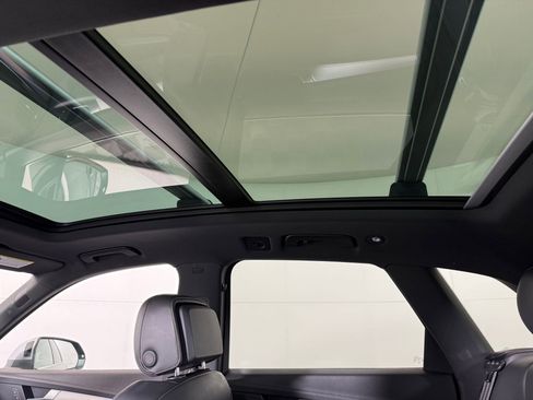 Used 2018 Audi SQ5 Prestige w/ Prestige Package image 15