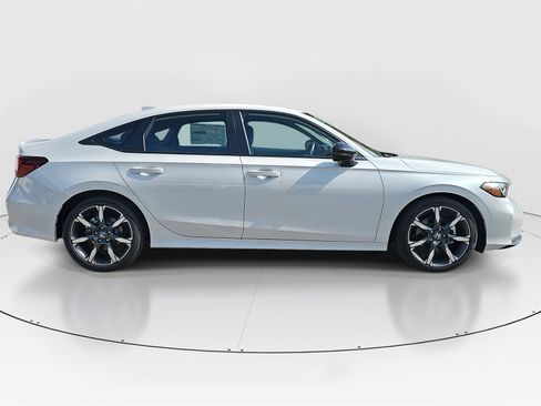 New 2025 Honda Civic Sport Touring image 4