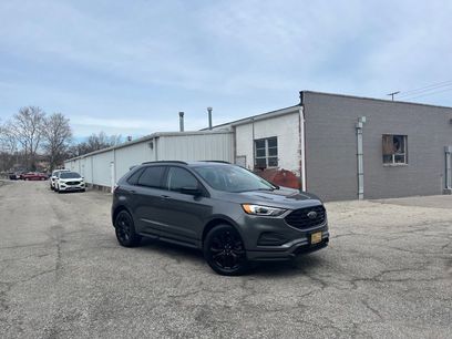 Certified 2023 Ford Edge SE w/ Black Appearance Package