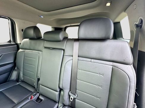 Used 2025 Hyundai Santa Fe Limited image 28