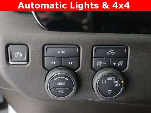 Used 2025 Chevrolet Silverado 1500 LT image 20