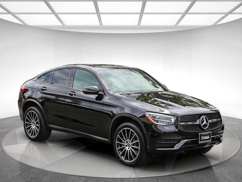 Certified 2023 Mercedes-Benz GLC 300 4MATIC Coupe image 5