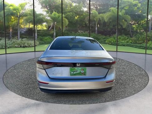 Used 2024 Honda Accord EX image 6