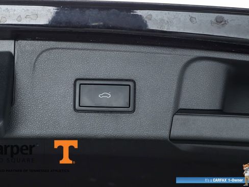 Used 2023 Volkswagen Atlas SEL Premium image 30