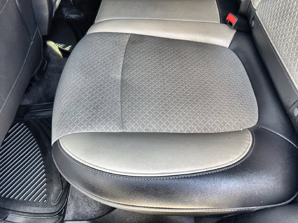 Used 2017 Buick Encore Preferred FWD image 17