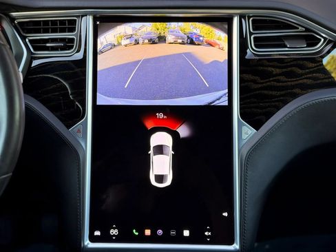 Used 2016 Tesla Model S 75 RWD image 17