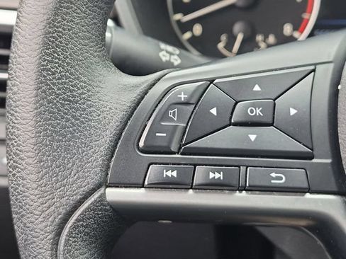 Used 2024 Nissan Altima 2.5 SV FWD image 18