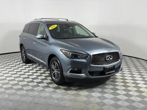 Used 2018 INFINITI QX60 Luxe w/ Premium Plus Package AWD/4WD image 3