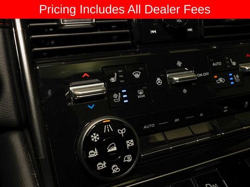 Certified 2025 Nissan Armada PRO-4X w/ Pro-4X Premium Package AWD/4WD image 17