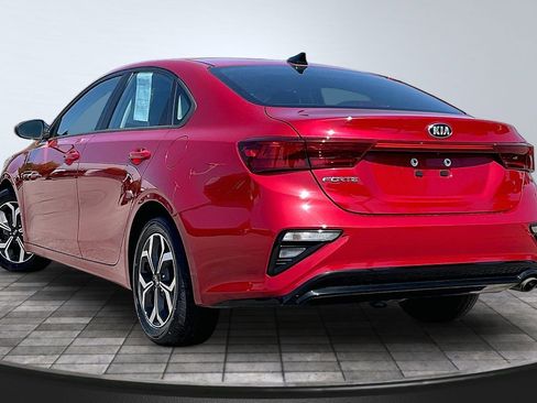 Used 2021 Kia Forte LXS FWD image 11
