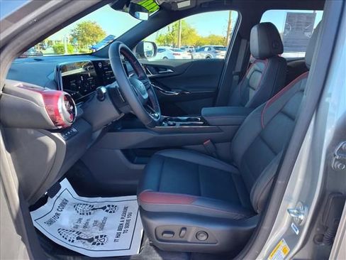 Certified 2025 Chevrolet Equinox RS w/ Convenience Package III image 6