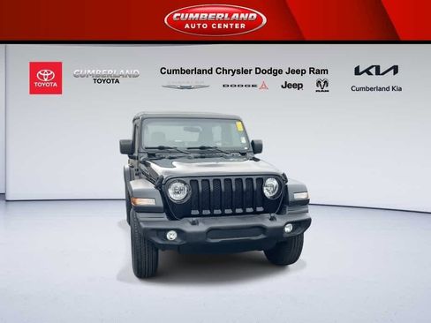 Used 2020 Jeep Wrangler Sport image 3