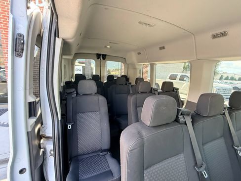 Used 2023 Ford Transit 350 XL AWD/4WD image 19