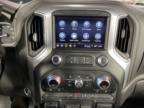 Used 2021 GMC Sierra 1500 SLT image 22