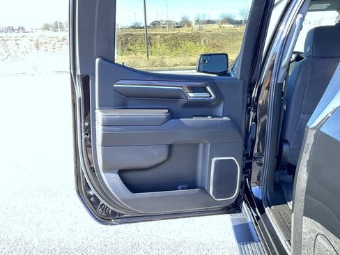 Certified 2023 Chevrolet Silverado 1500 LT w/ Z71 Off-Road Package image 21