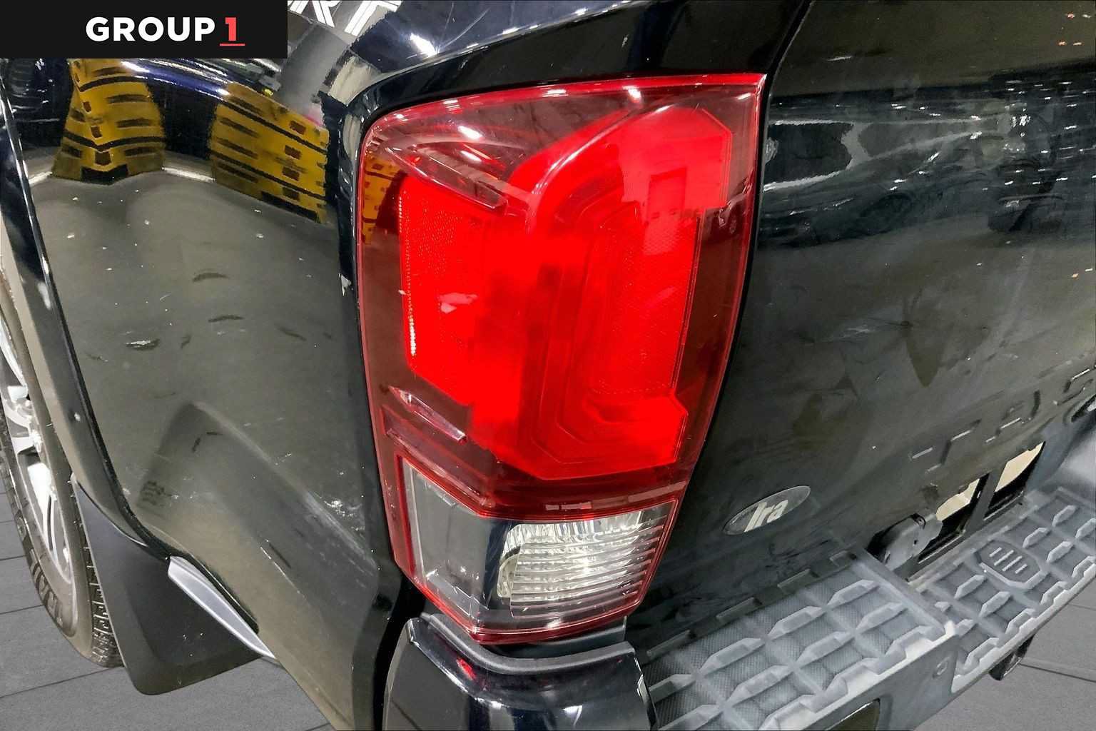Certified 2019 Toyota Tacoma TRD Sport w/ Technology Package AWD/4WD image 29