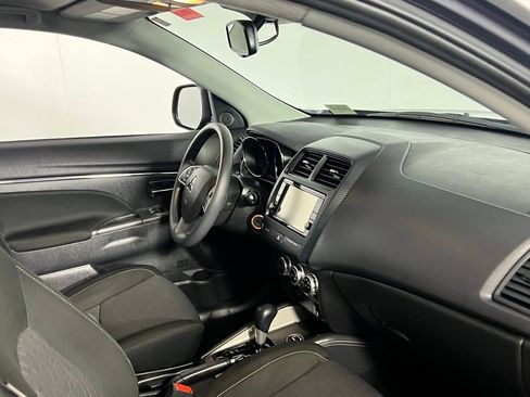 Used 2024 Mitsubishi Outlander Sport ES image 30