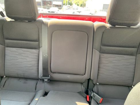 Used 2024 Nissan Frontier SV w/ Technology Package AWD/4WD image 25