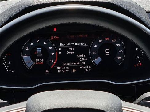 Certified 2024 Audi Q3 2.0T Premium w/ Convenience Package AWD/4WD image 12