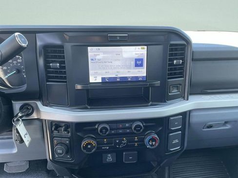 Used 2025 Ford F350 XLT w/ FX4 Off-Road Package image 21