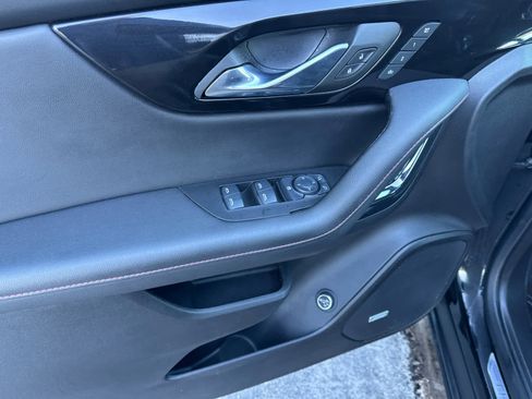 Used 2025 Chevrolet Blazer RS w/ Driver Confidence II Package image 17