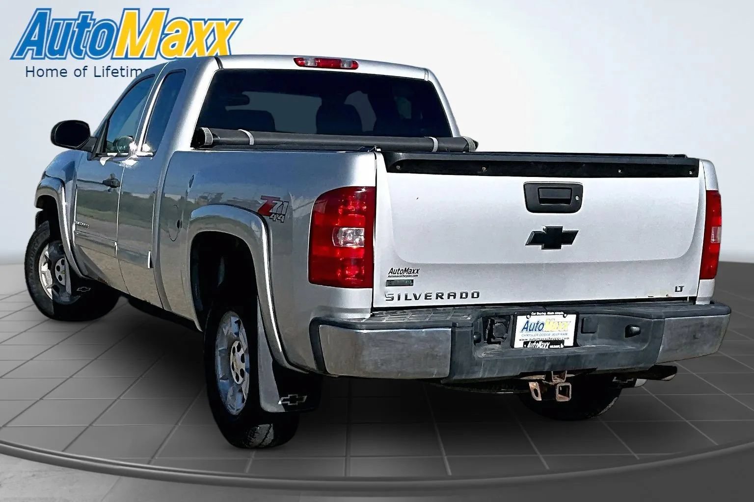 Used 2010 Chevrolet Silverado 1500 LT w/ Power Pack Plus AWD/4WD image 4