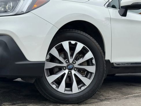 Used 2018 Subaru Outback 3.6R Touring w/ Popular Package #3 image 58