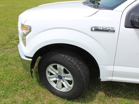 Used 2017 Ford F150 XLT w/ Equipment Group 301A Mid AWD/4WD image 12