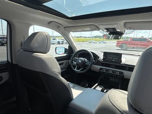 Used 2025 Honda Pilot Touring image 32