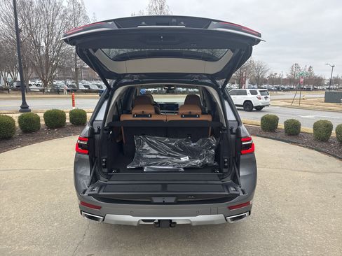 New 2026 BMW X7 xDrive40i image 24
