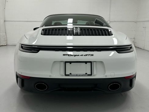 Used 2022 Porsche 911 AWD/4WD image 7