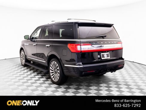 Used 2019 Lincoln Navigator Reserve AWD/4WD image 3