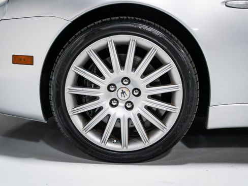 Used 2002 Maserati Spyder GT RWD image 9