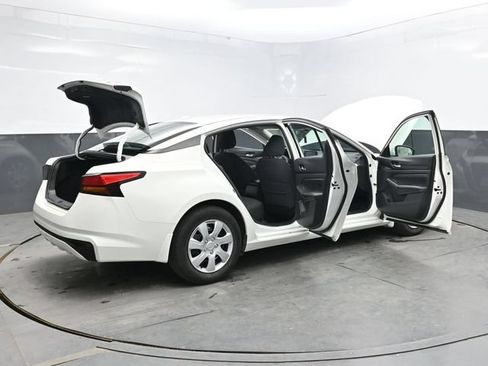 Used 2020 Nissan Altima 2.5 S FWD image 47