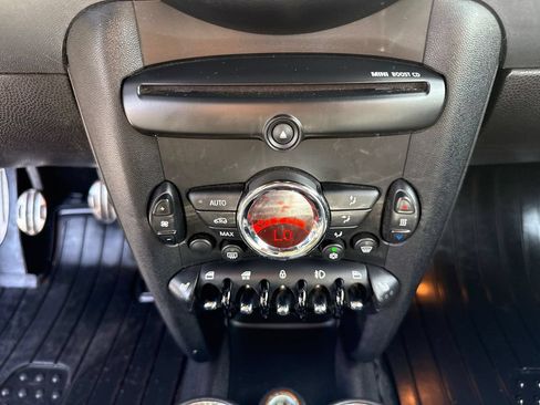 Used 2011 MINI Cooper S FWD image 20