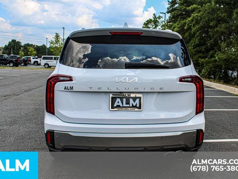 Used 2025 Kia Telluride S FWD image 10