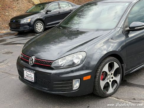 Used 2012 Volkswagen Golf 4-Door FWD image 31