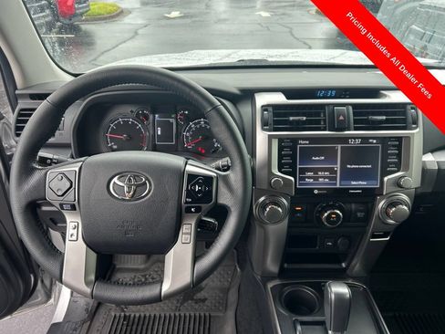 Used 2024 Toyota 4Runner SR5 RWD image 5