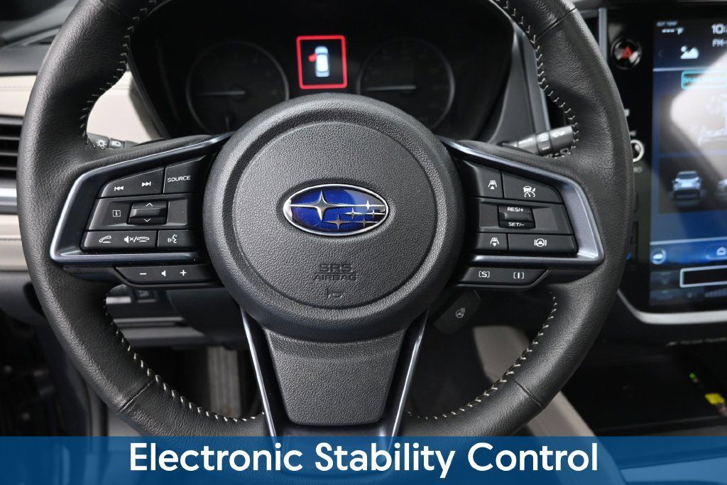 Used 2025 Subaru Forester Limited AWD/4WD image 18
