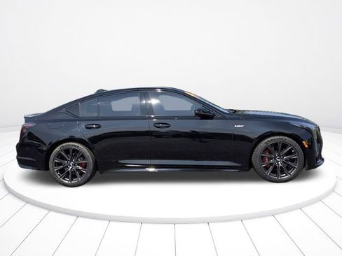 Used 2025 Cadillac CT5 V RWD image 2