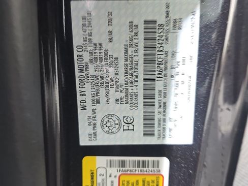 Used 2024 Ford Mustang GT Premium RWD image 12
