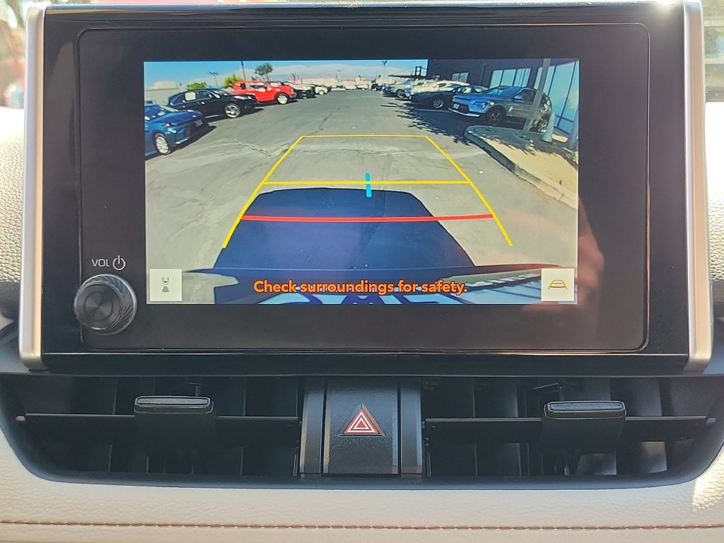 Used 2025 Toyota RAV4 XLE w/ Convenience Package FWD image 31