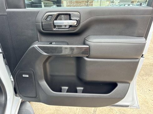 Used 2023 GMC Sierra 2500 AT4 w/ AT4 Preferred Package image 24